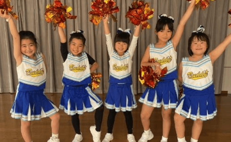 チアリーディング